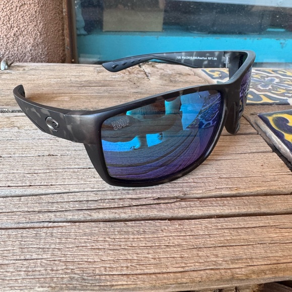 Costa Other - Costa Matte Black Sunglasses with Blue/Purple Mirrored Lenses